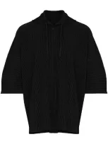 Issey Miyake Pleated Short Sleeved Hoodie In Black