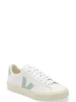 Veja Campo Leather-trim Low-top Sneakers Sneakers In Matcha