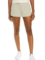 Varley Kallin Running Shorts In Moss Grey