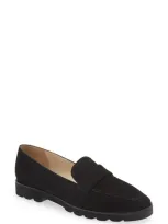 Amalfi By Rangoni Giuliano Loafer In Black Cashmere