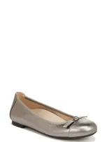 Vionic Amorie Cap Toe Ballet Flat In Silver