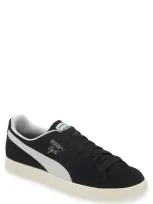 Puma Clyde Hairy Basketball Sneaker In  Black-frosted Ivory