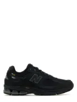 New Balance Sneakers In Black