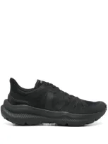 Veja Condor 3 Trainers In Black