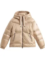 Woolrich Aliquippa Short Puffer Jacket In Khaki