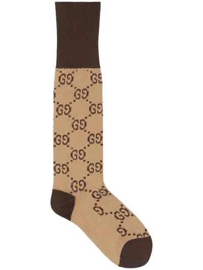 Gucci Gg-jacquard Cotton-blend Socks In Beige,dark Brown