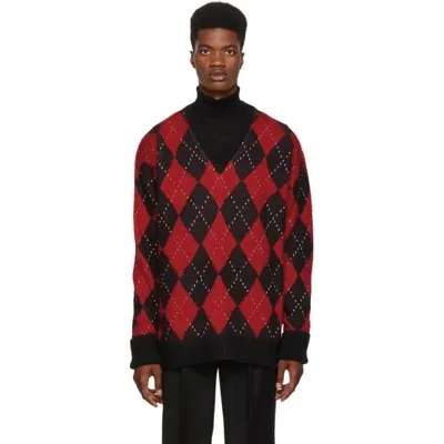 Alexander Mcqueen Oversized Wool-blend Argyle Sweater In Black/red