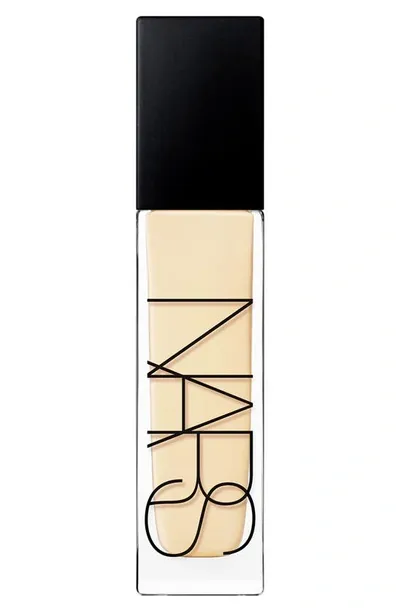 Nars Natural Radiant Longwear Foundation Siberia 1 oz/ 30 ml In Siberia L (very Light With Warm Underton