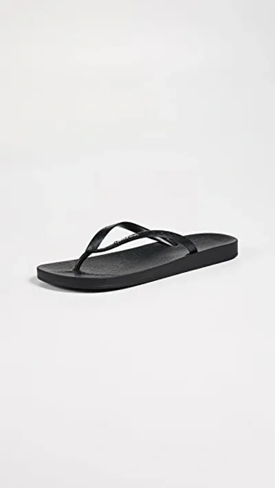 Ipanema Anatomic Flip Flop In Black