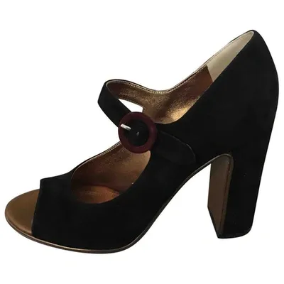 Pre-owned Rochas Pumps In Black