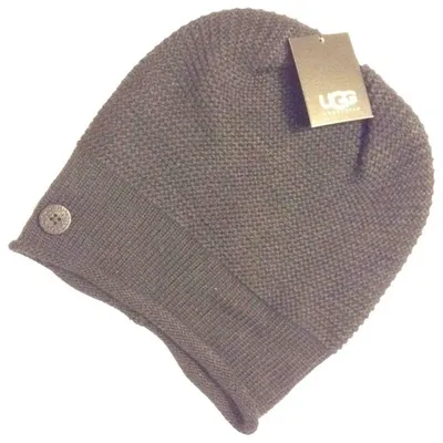 Pre-owned Ugg Wool Beanie In Black