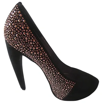 Pre-owned Jeffrey Campbell Heels In Black