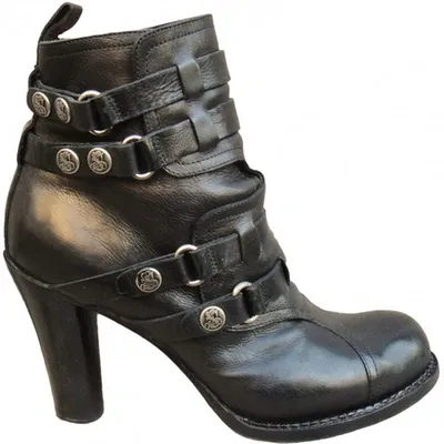 Pre-owned Sartore Leather Buckled Boots In Black