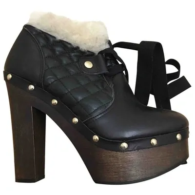 Pre-owned Red Valentino Black Leather Ankle Boots