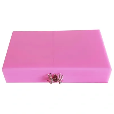 Pre-owned Charlotte Olympia Clutch Bag In Pink