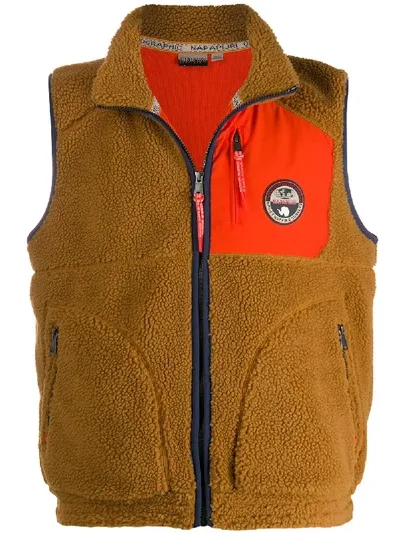 Napapijri Toe Fleece Gilet In Nc1 Golden Brown