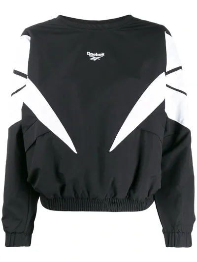 Reebok Lassics Vector Crew Neck Sweatshirt In Schwarz