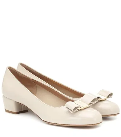 Ferragamo Vara Patent Leather Pumps In Beige