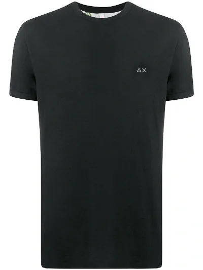 Sun 68 Logo Embroidered Curved Hem T-shirt In Black