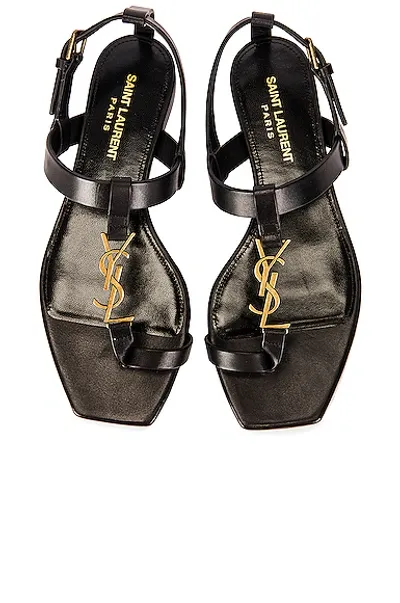 Saint Laurent Cassandra Flat Sandals In Nero