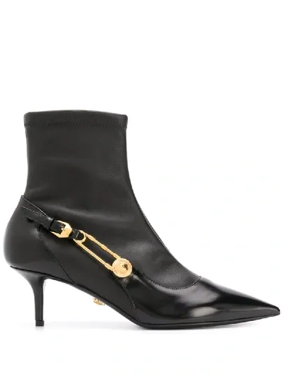 Versace Stiefeletten Mit Spitzer Kappe In Black