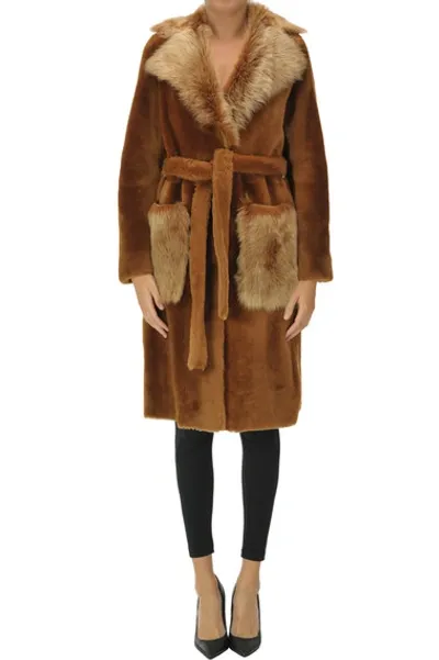 Desa Nineteenseventytwo Shearling Coat In Brown