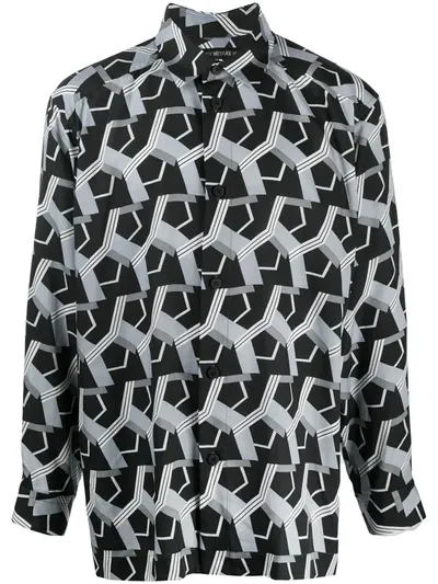 Issey Miyake Geometric Print Shirt In Schwarz