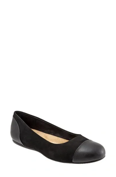 Softwalkr Sonoma Cap Toe Flat In Black Leather