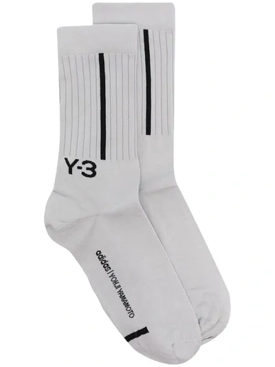 Y-3 Logo-jacquard Ankle Socks In Grey