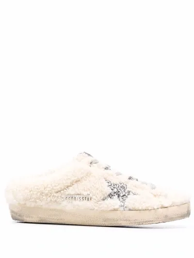 Golden Goose Super-star Sabot Shearling Sneakers In Weiss