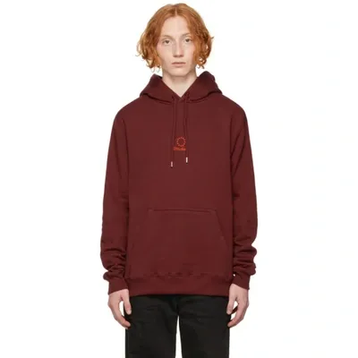 Etudes Studio Klein Embroidered Logo Hoodie In Burgundy