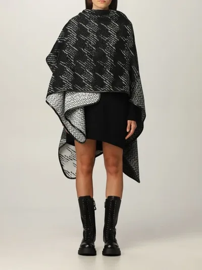 Twinset Cape Twin-set Knitted Cape With Contrasting Panels