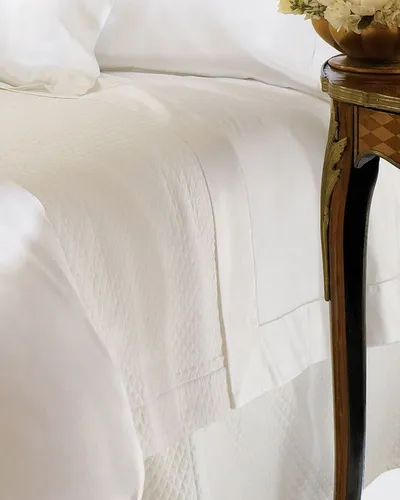 Sferra Queen Giza 45 Sateen Fitted Sheet In Ivory