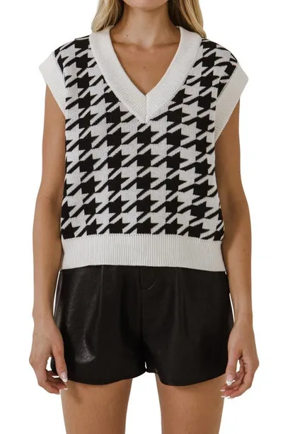 Endless Rose Houndstooth Sweater Vest In Cream