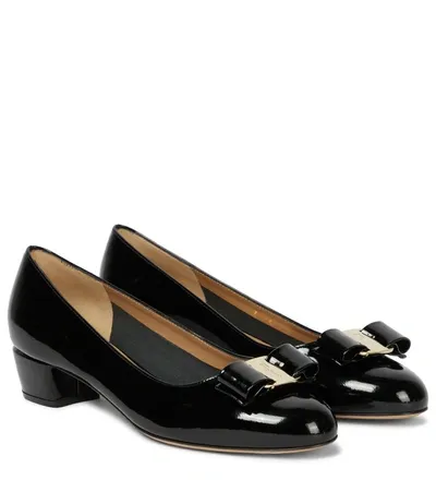 Ferragamo Vara Patent Leather Ballet Flats In Black