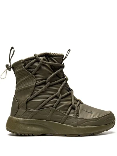 Nike Tanjun High Rise Boots In Green