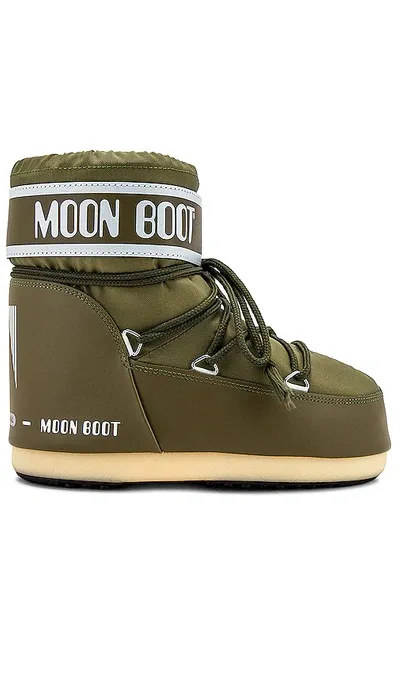 Moon Boot Classic Low 2 Bootie In Green