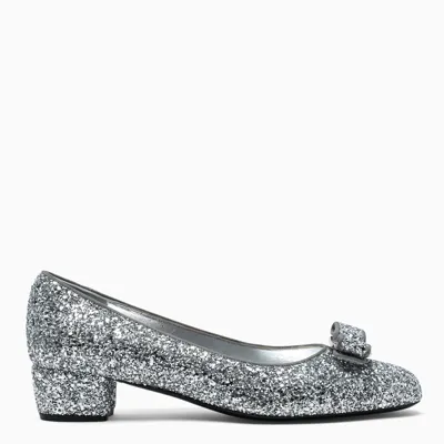 Ferragamo Silver Glitter Vara Pumps In Metal