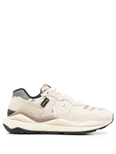 New Balance Panelled Low-top Sneakers In Nude