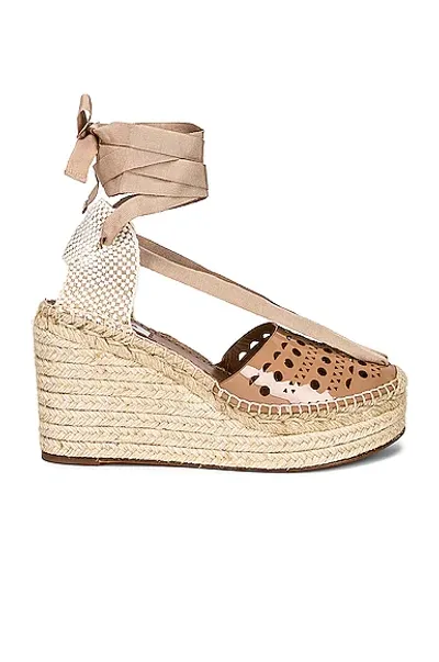 Alaïa Vienne Espadrille Wedges In Chair