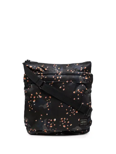 Porter-yoshida & Co Abstract Print Crossbody Bag In Schwarz