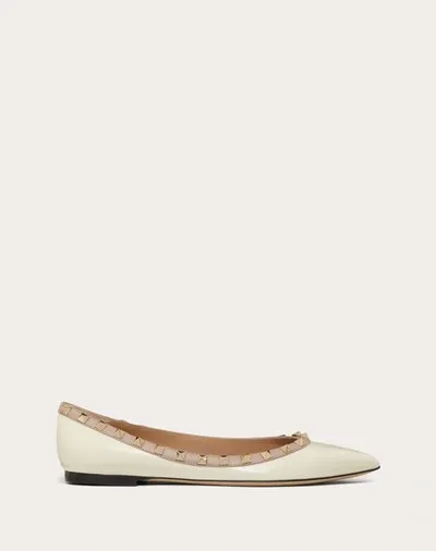 Valentino Garavani Patent Rockstud Ballet Flat Woman Ivory/poudre 42