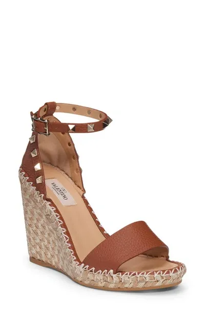 Valentino Garavani Rockstud Grained Leather Espadrille Wedge Sandals In Brown