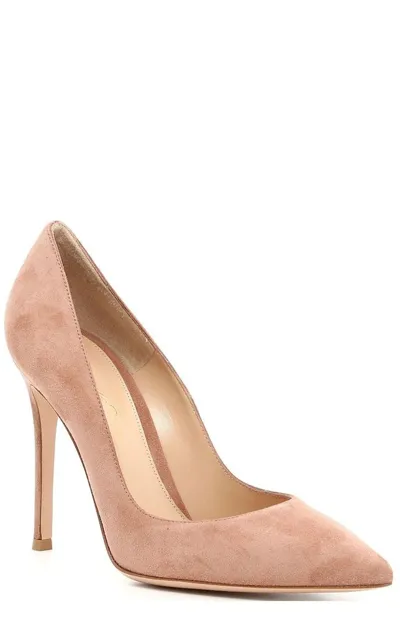 Gianvito Rossi Pointed In Beige