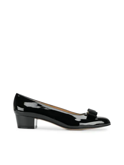 Ferragamo Vara Ballerina In Leather In Black