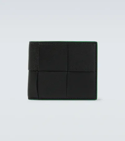 Bottega Veneta Intrecciato Leather Wallet In Black-parak/bla-sil