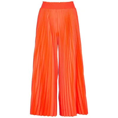 Alice And Olivia Kimbra Cropped Hose Mit Weitem Bein Aus Plissiertem Satin In Coral