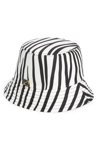 Valentino Garavani Roman Stud Silk-blend Bucket Hat In White