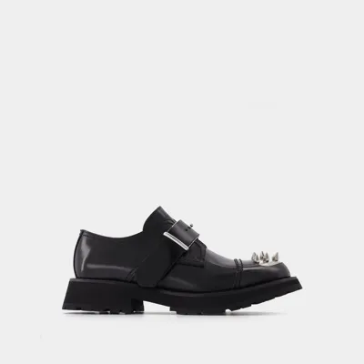 Alexander Mcqueen Loafers Mit Nieten Aus Schwarzem Leder In Black