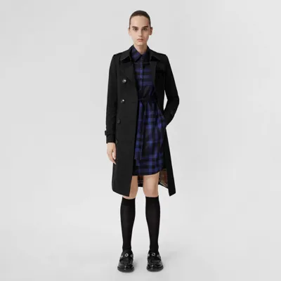 Burberry The Long Chelsea Heritage Trench Coat In Black